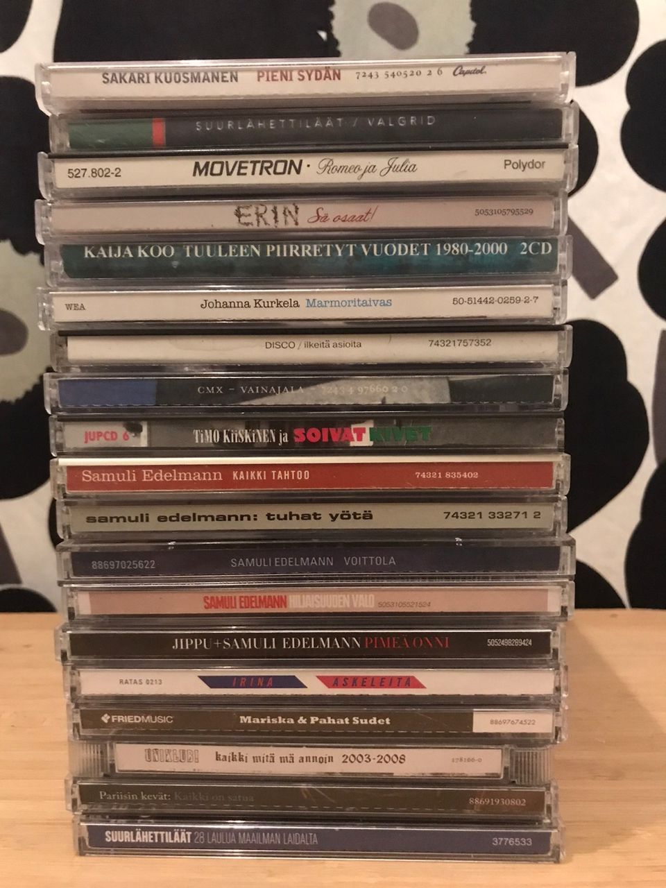 19 Cd levyä Suomi poppia Yht 10€