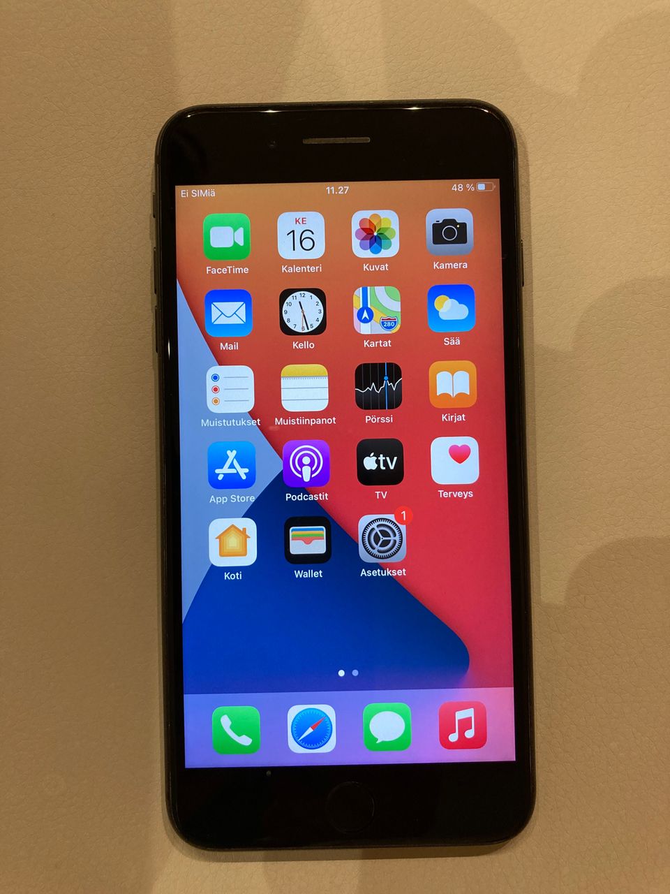 Iphone 8 Plus 64 GB, uudenveroinen