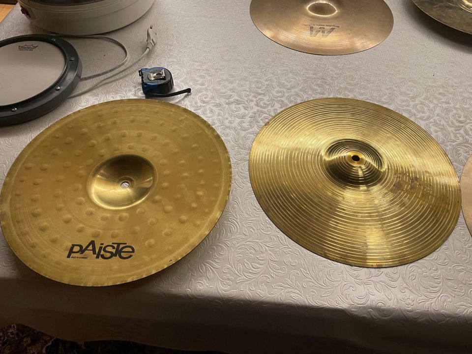 Paiste 14” Hi-Hatit