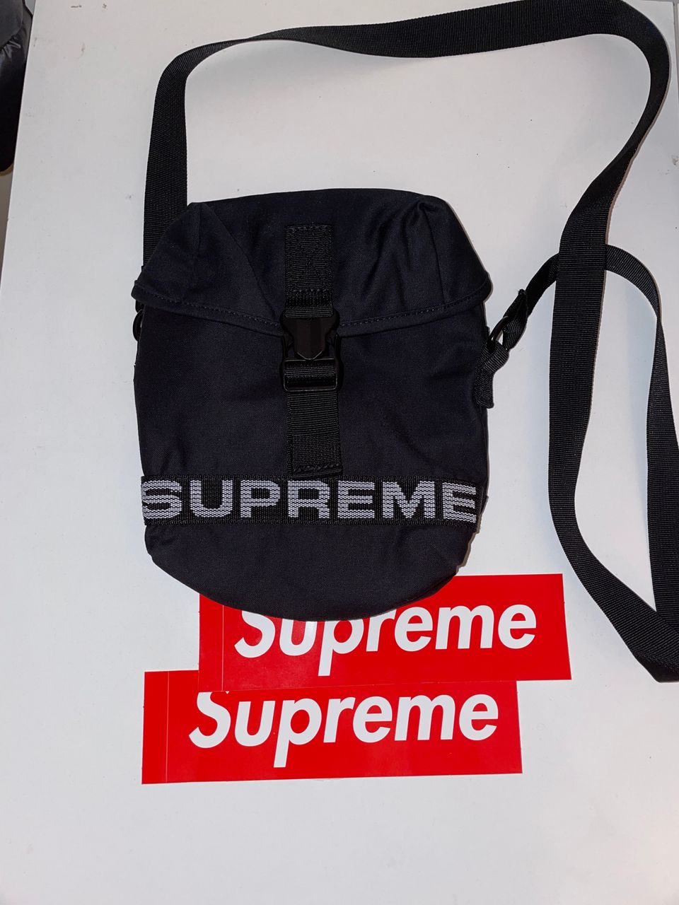 Supreme field side bag