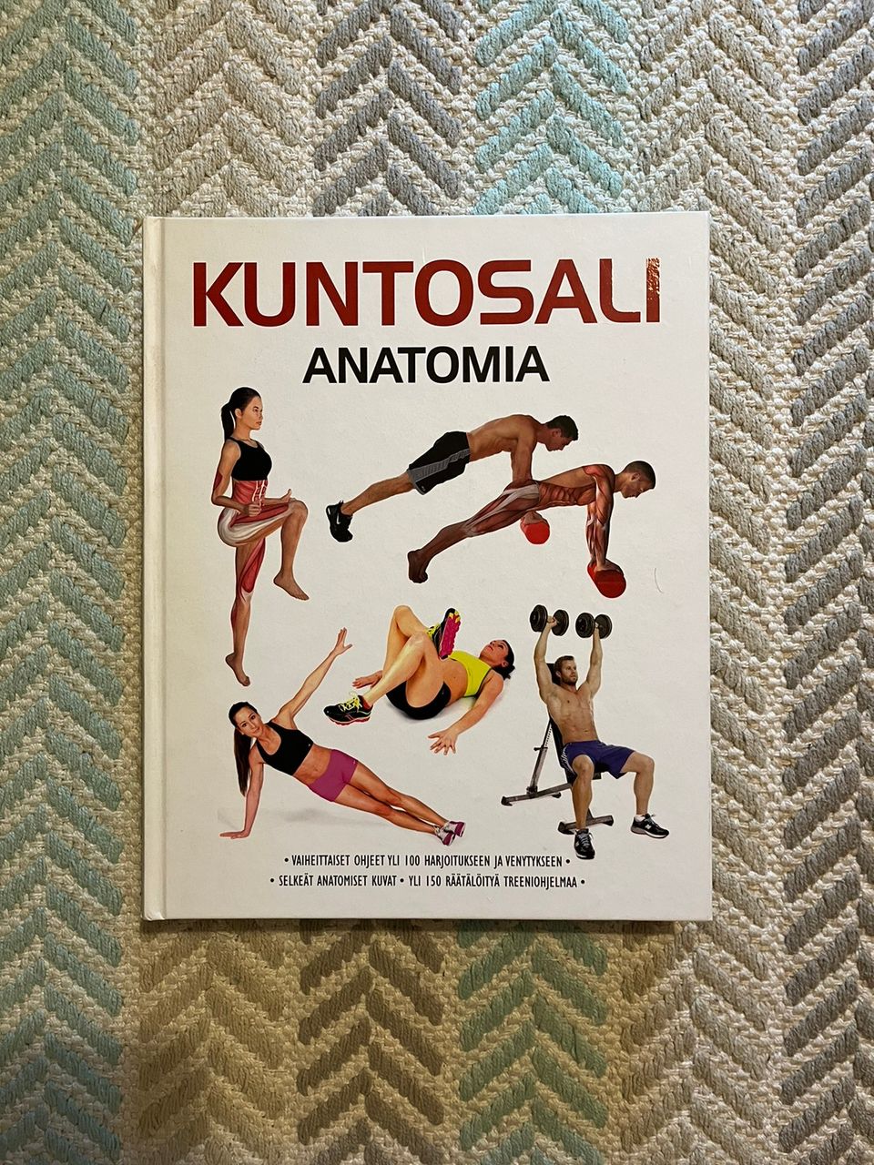 Kuntosali Anatomia -kirja