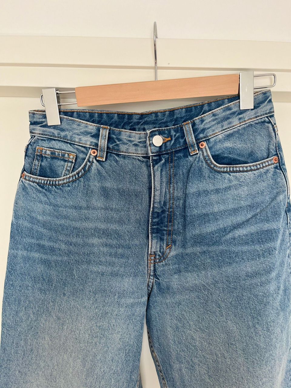 MONKI ”mom jeans” farkut koko 28”