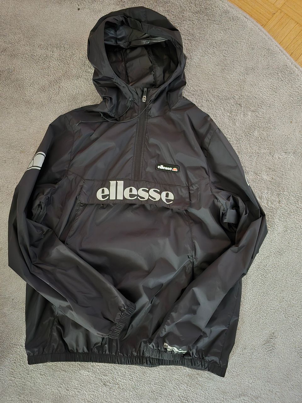 Ellesse takki