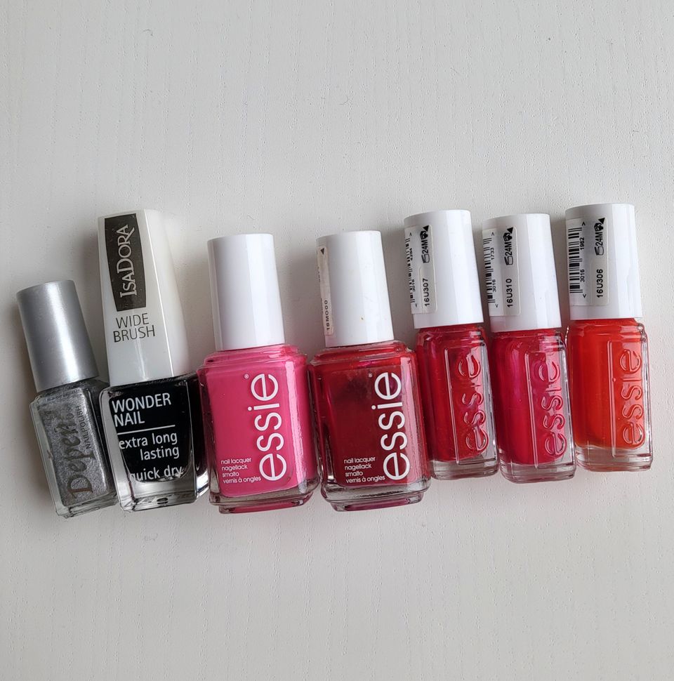 Kynsilakat Essie x5 + Isadora + Depend