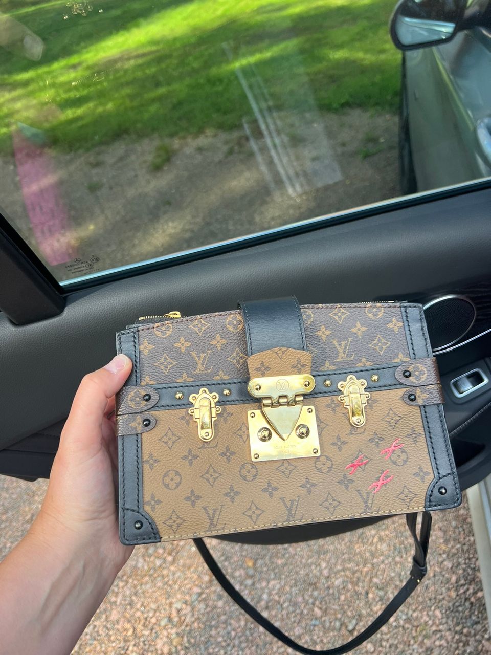 LV Trunk