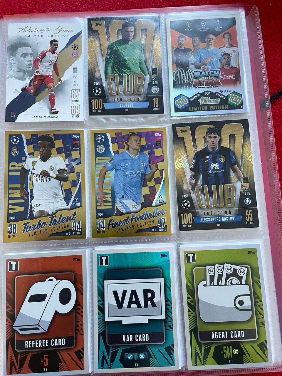 Match Attax 2023/24 albumi,149 korttia plus 86 vaihtaria