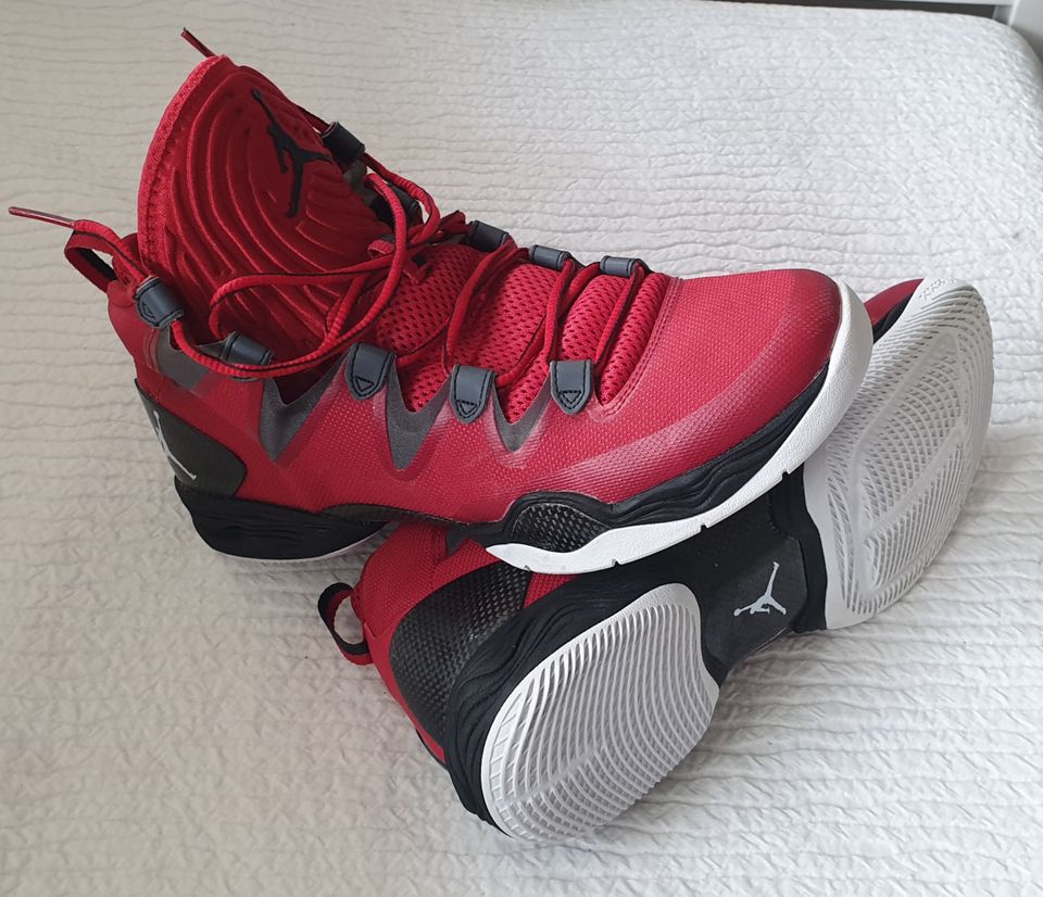 Jordan XX8 SE Gym Red (2014) / EUR 44.5