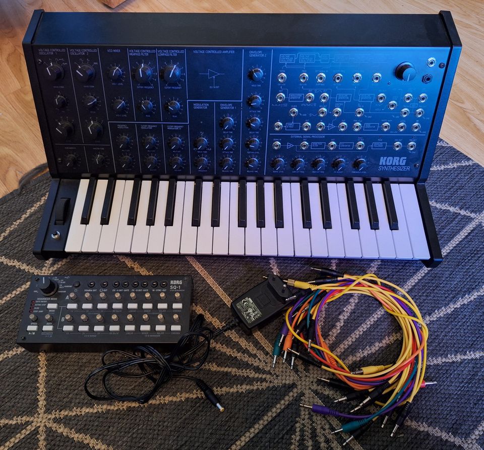 KORG MS-20-Mini & SQ-1 Sequencer