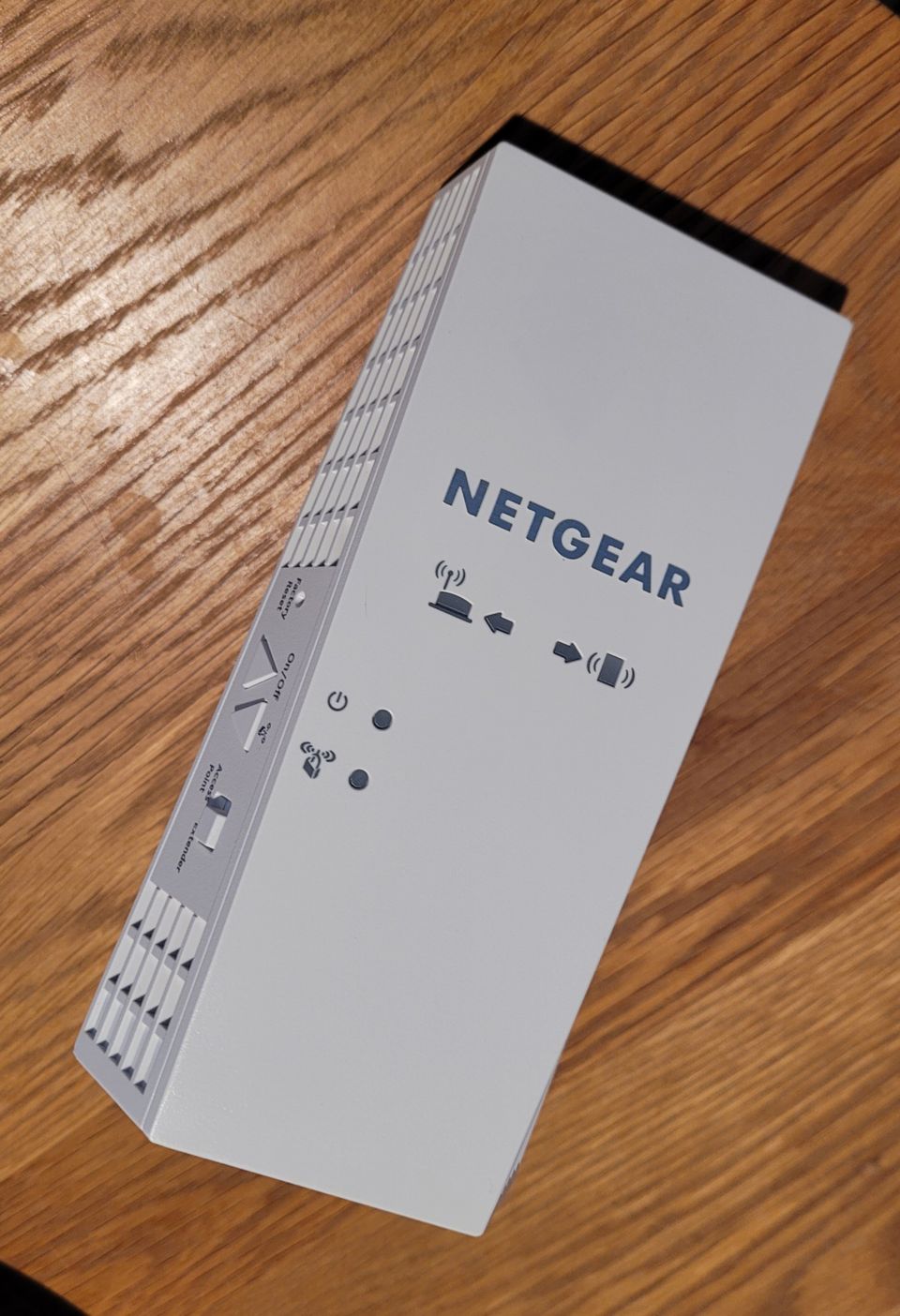 Netgear EX7320 AC2200 extender