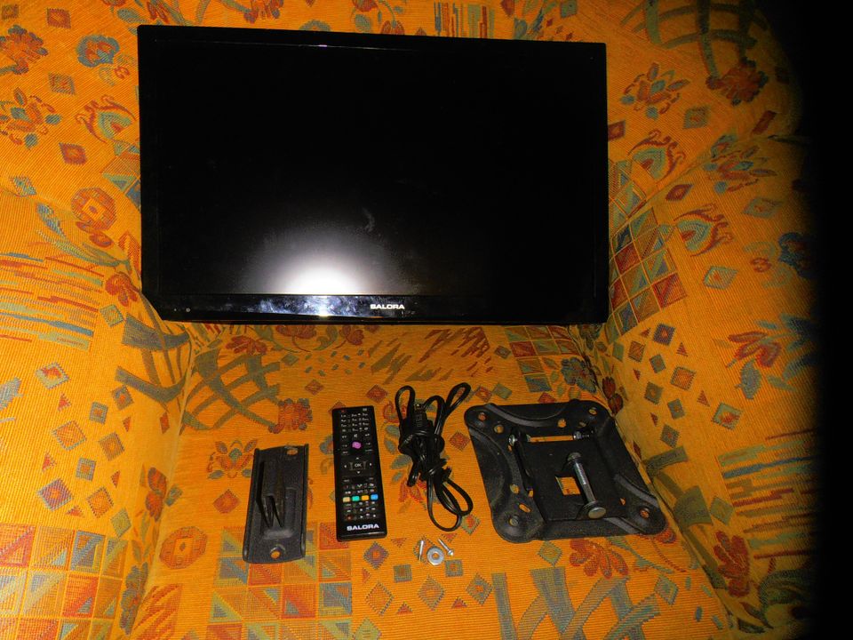 Salora 12v TV 22t