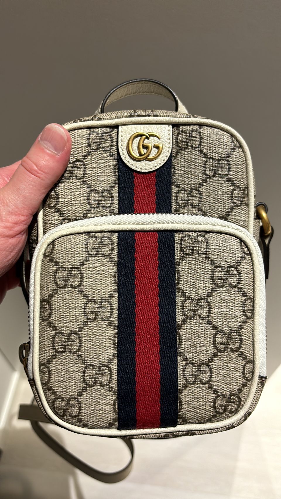 Gucci Ophidia crossbody laukku. UUSI