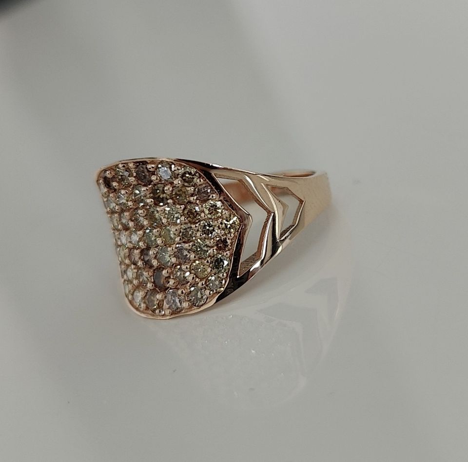 Uusi timanttisormus 1,04 ct koko 17,5 ovh. 2200€