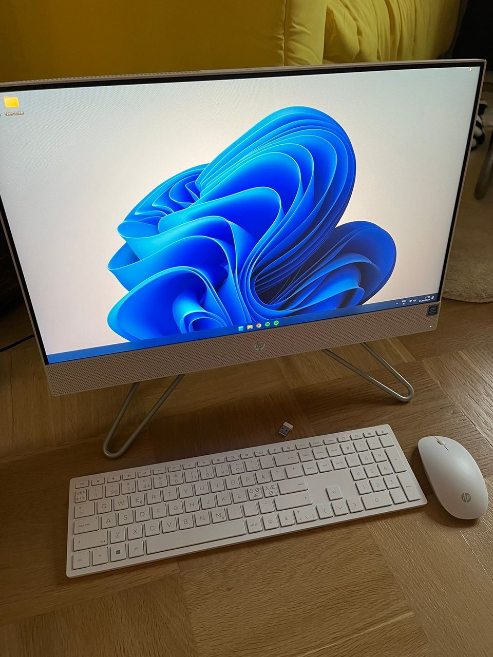 HP 24” all in one pc tietokone