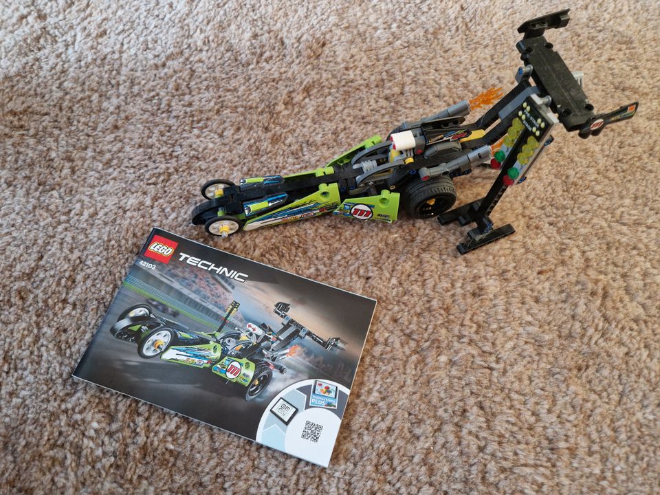 Lego 42103