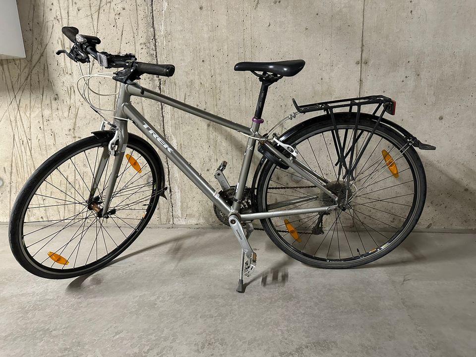 Trek FX 7.4 Naisten pyörä