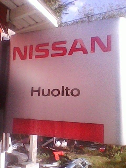 nissan valomainoksia isoja 2kpl siistejä