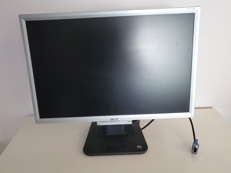 Acer 22" VGA näyttö