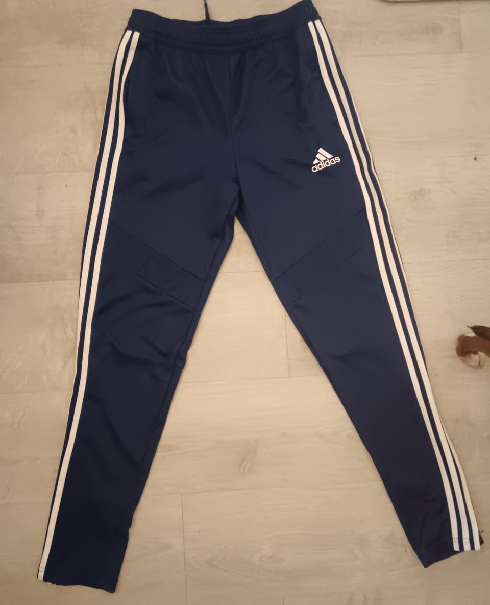 ADIDAS VERKKARIT