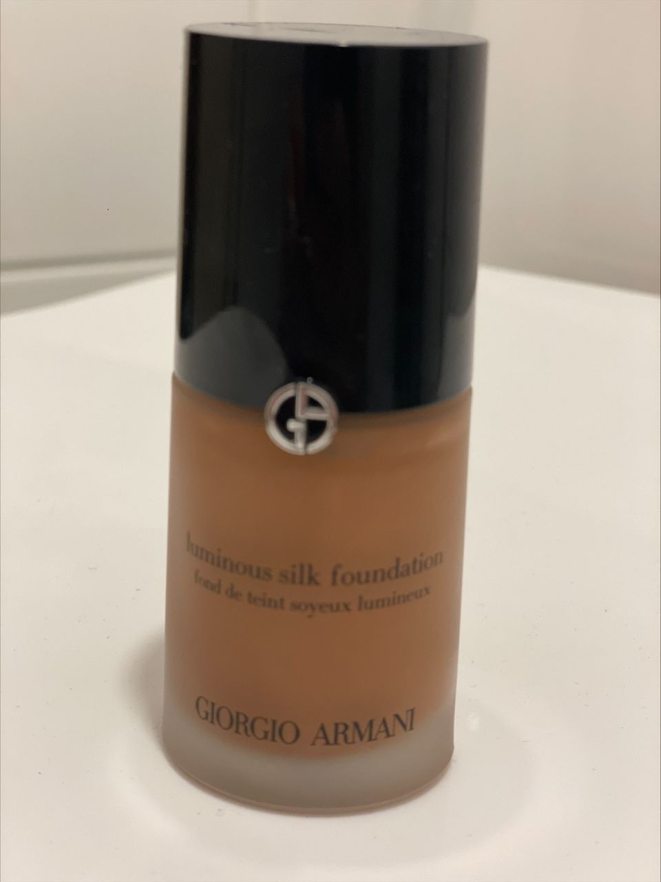 ARMANI Luminous Silk Foundation -meikkivoide 30 ml