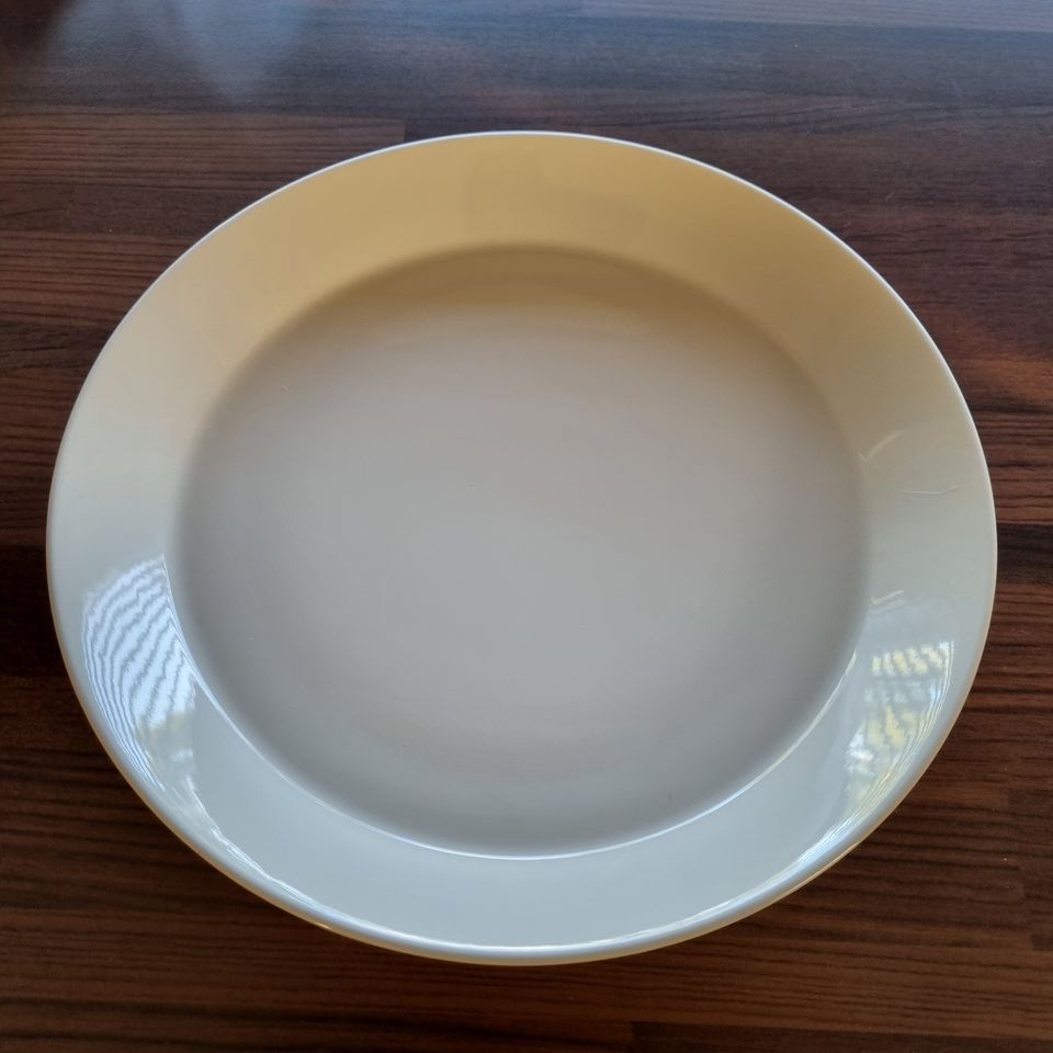 Iittala Teema valkoiset lautaset 8 kpl