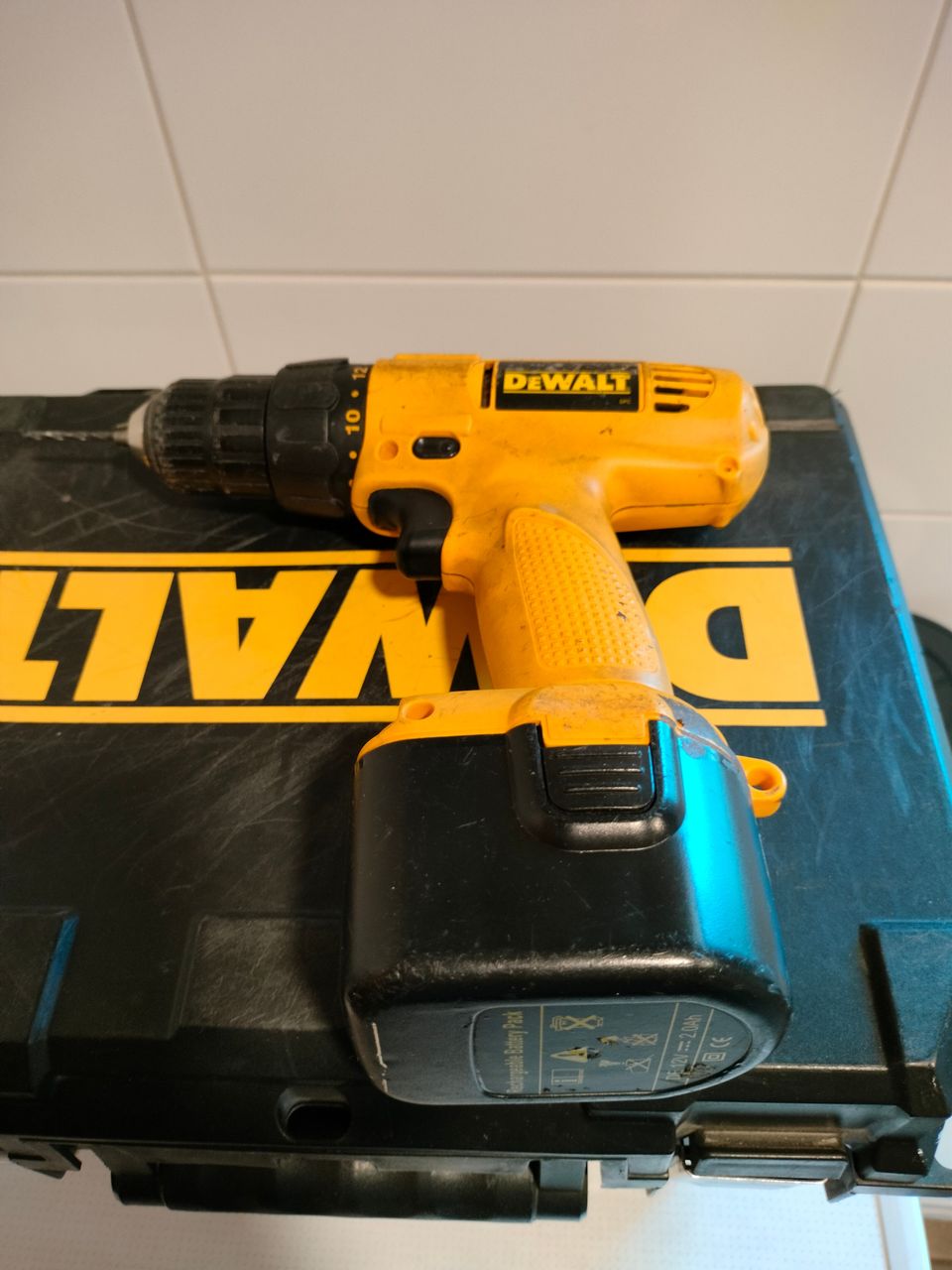 DeWalt porakoneet