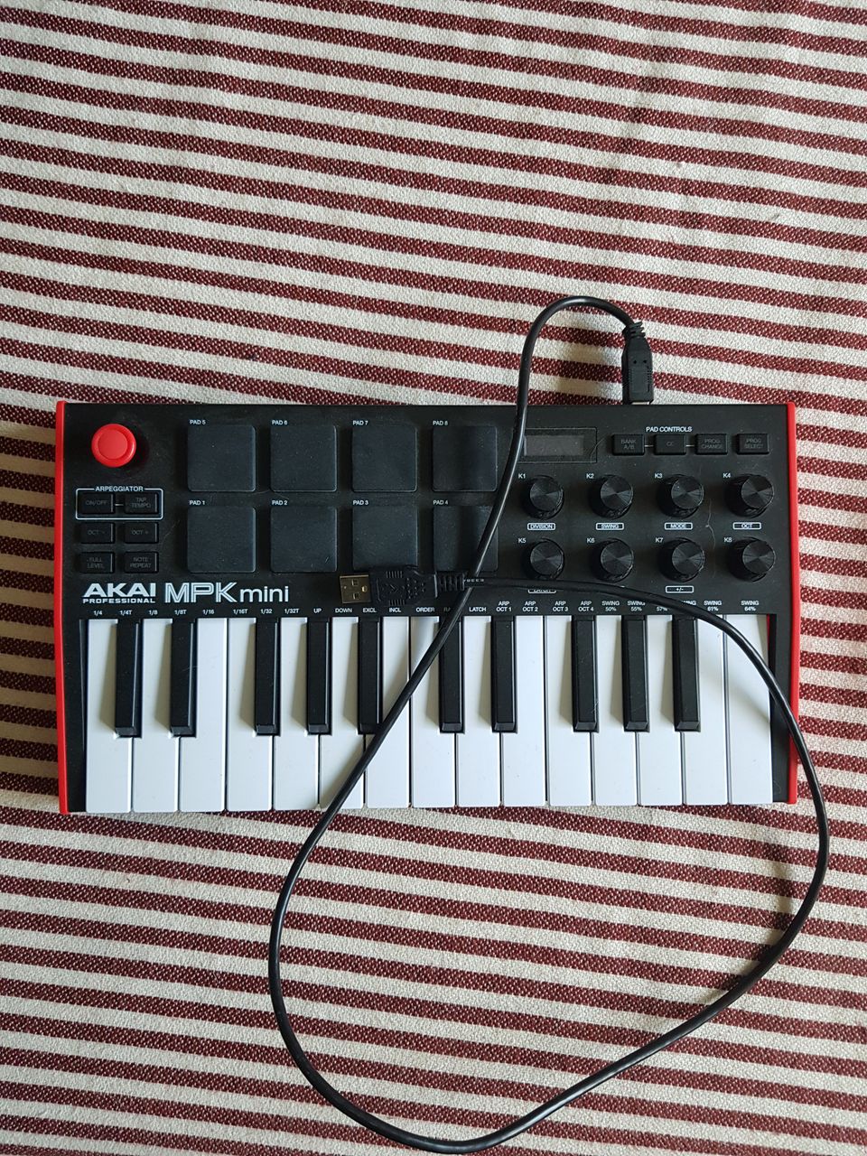 Akai MPK mini