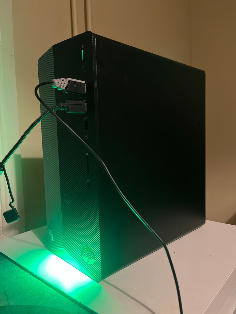 Hp Pavilion Gaming Desktop TG01