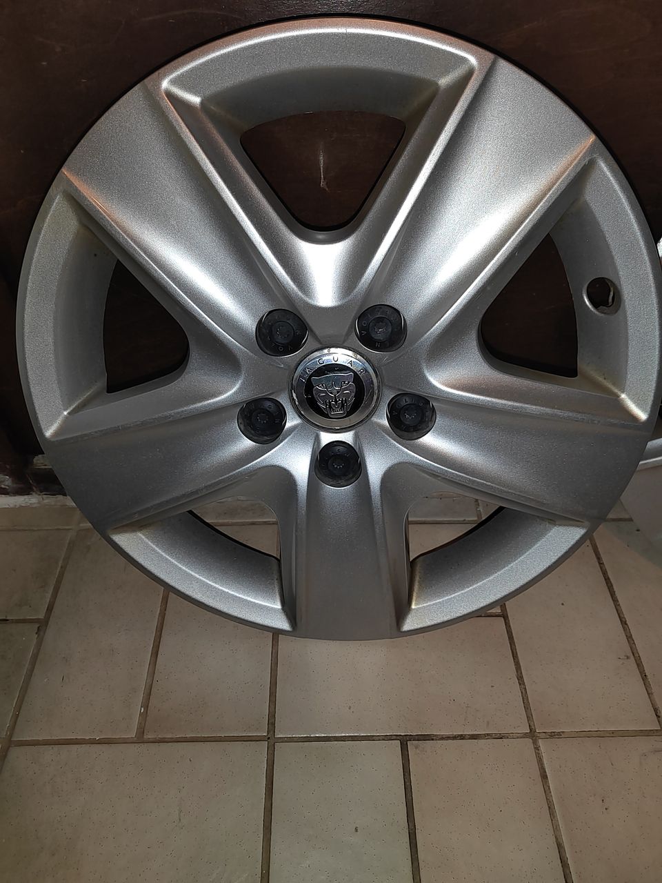 16" 5x108 kitkarenkaat vanteilla 205/55/16 Hyvät