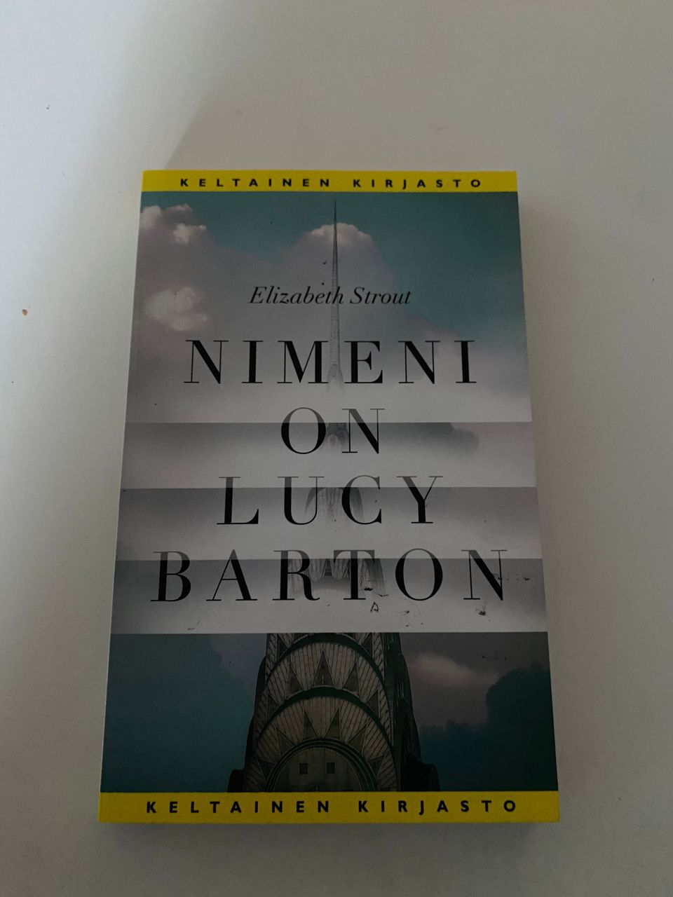 Elizabeth Strout: Nimeni on Lucy Barton