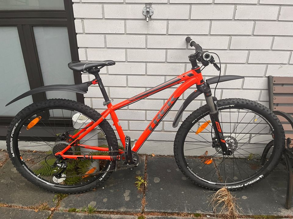 Trek X-Caliber 7 Maastopyörä