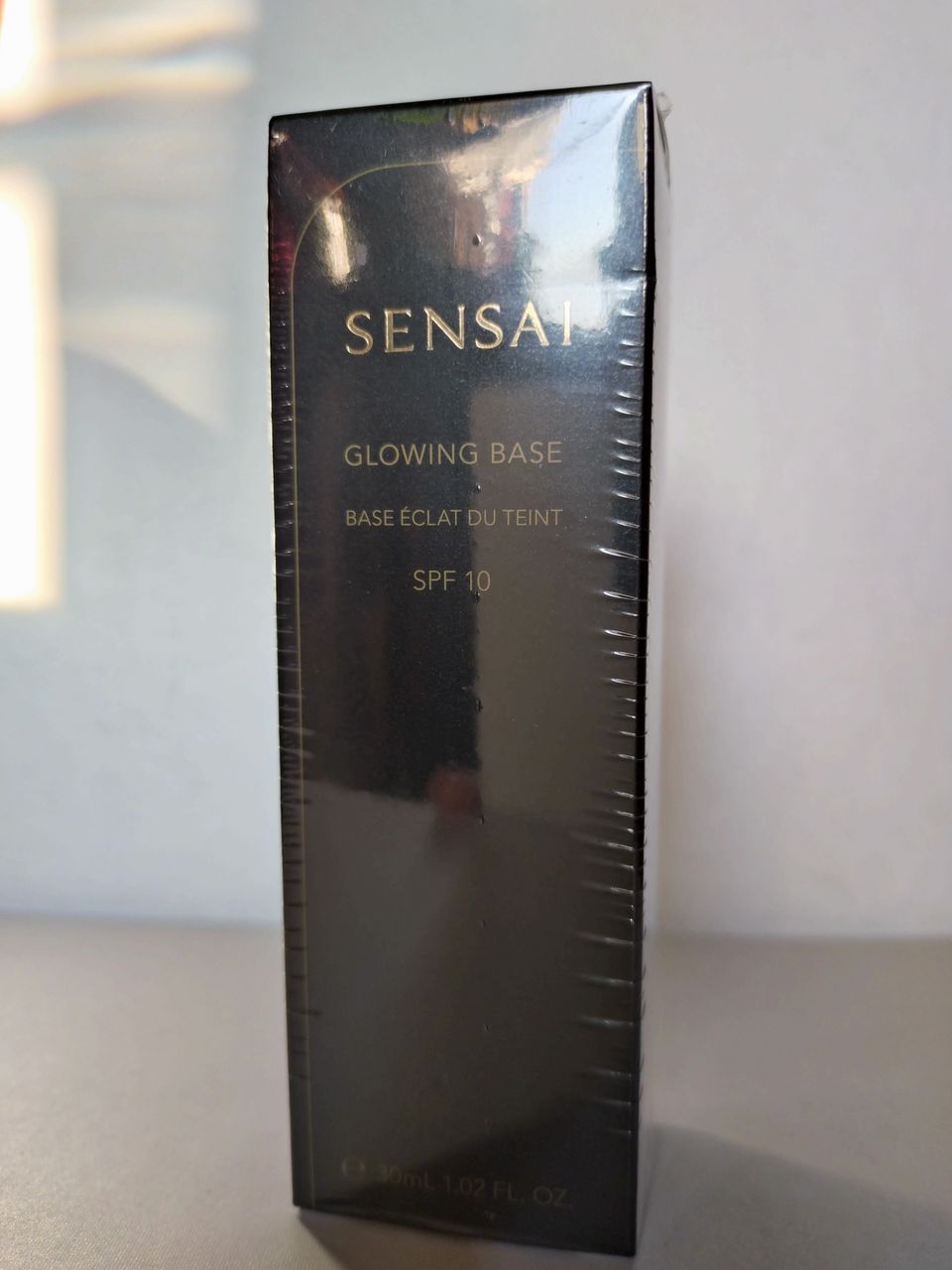 Sensai Glowing Base