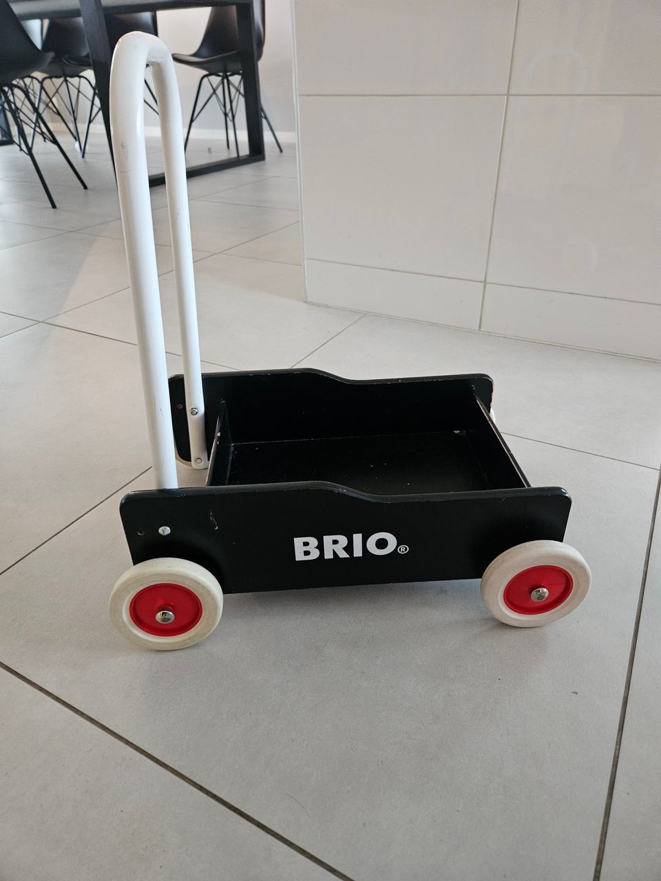 brio kävelyvaunut