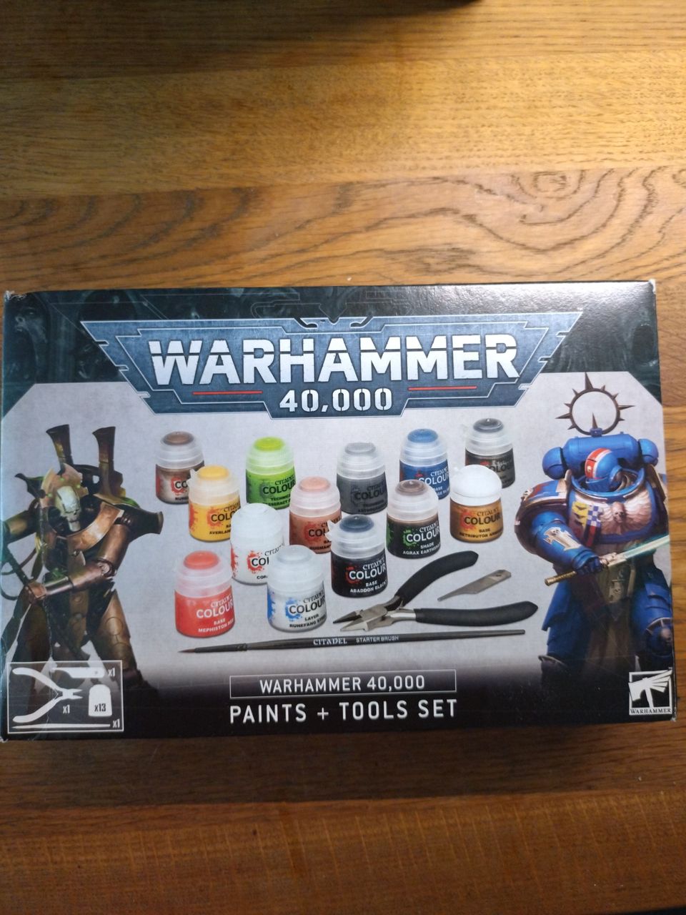 Warhammer 40 000 paint+tools set