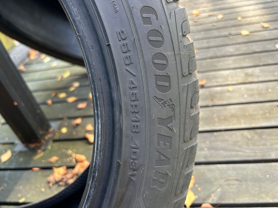 Goodyear Ultragrip performance+ 2kpl