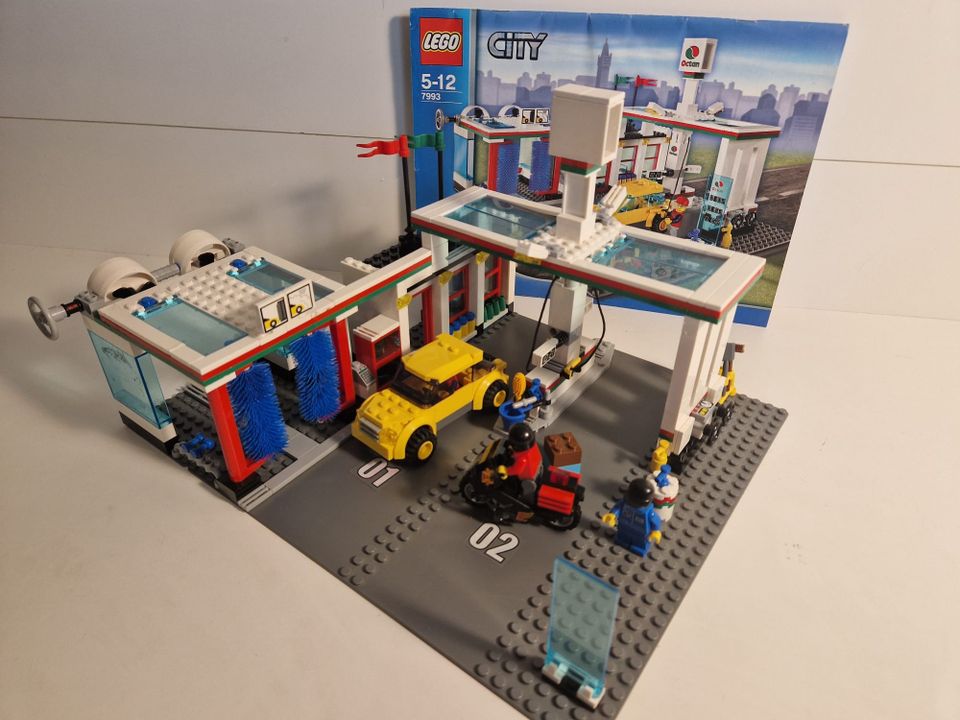 Lego City huoltoasema 7993