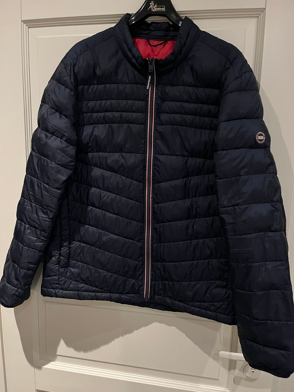 Jack & Jones välikausitakki, koko XL