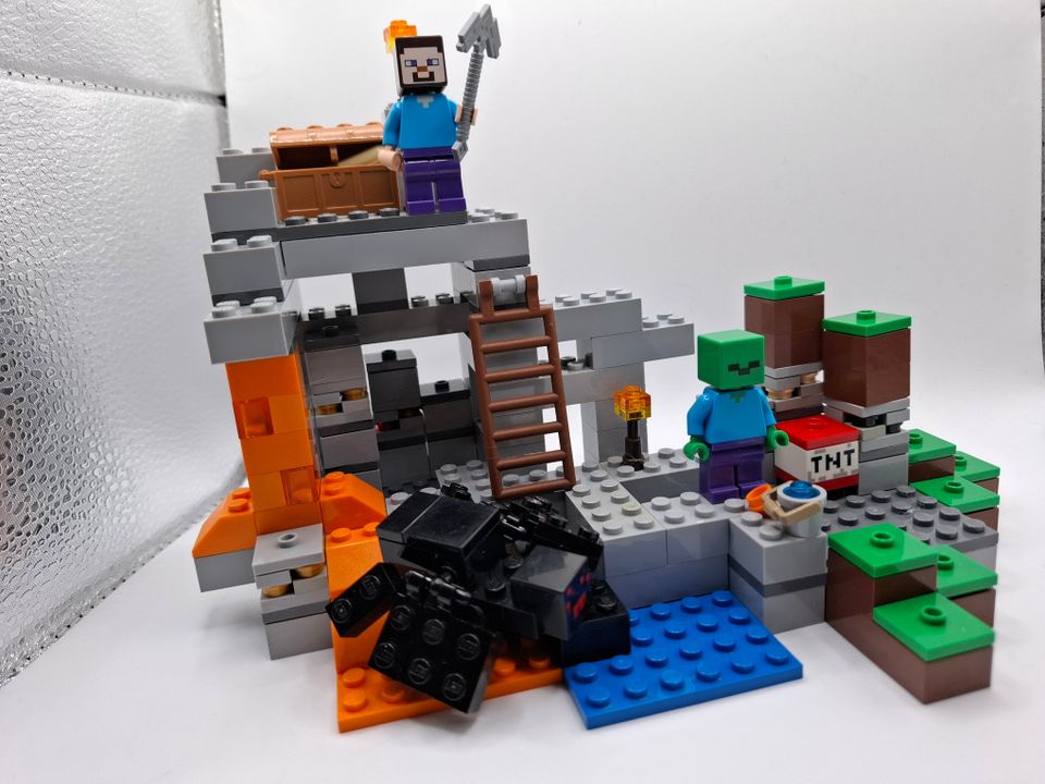 Lego Minecraft 21113 The Cave