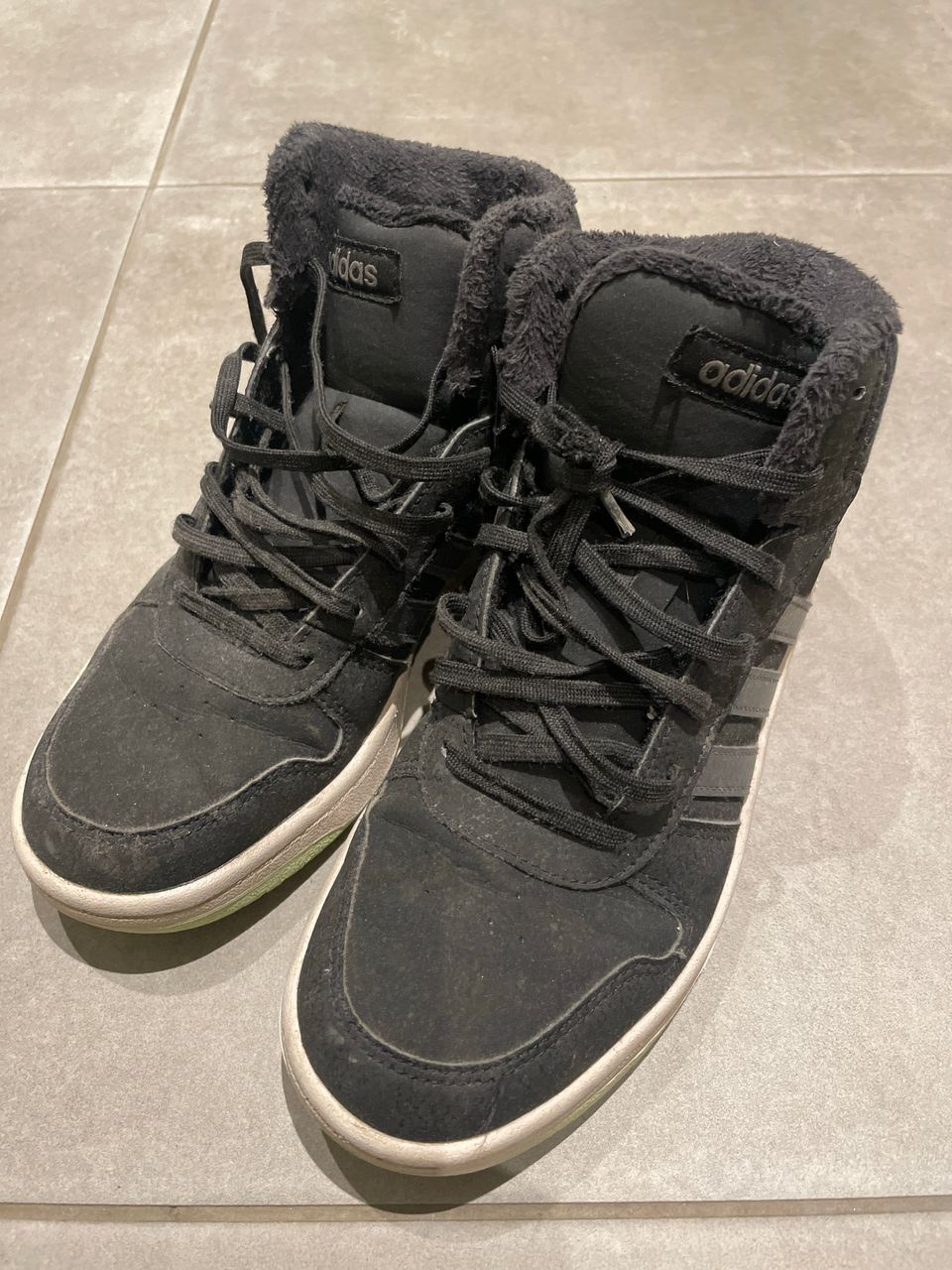 Välikausikengät /talvikengät Adidas koko 37,5