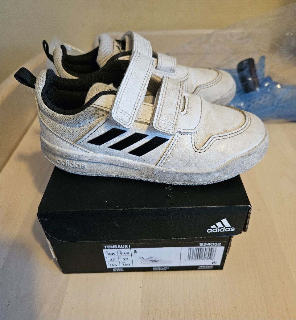 Adidas kengät koko 27