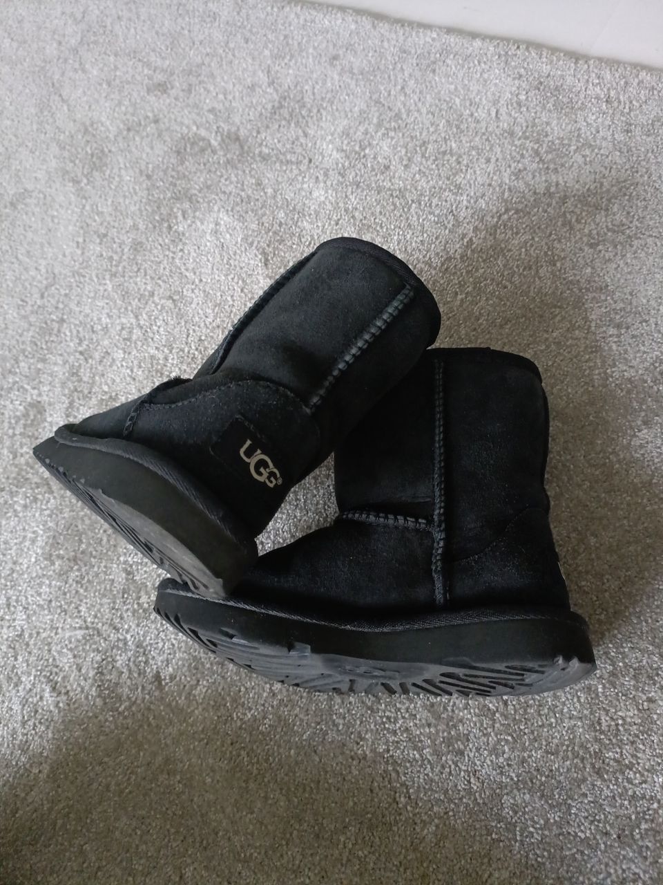 UGG talvisaappaat 28,5