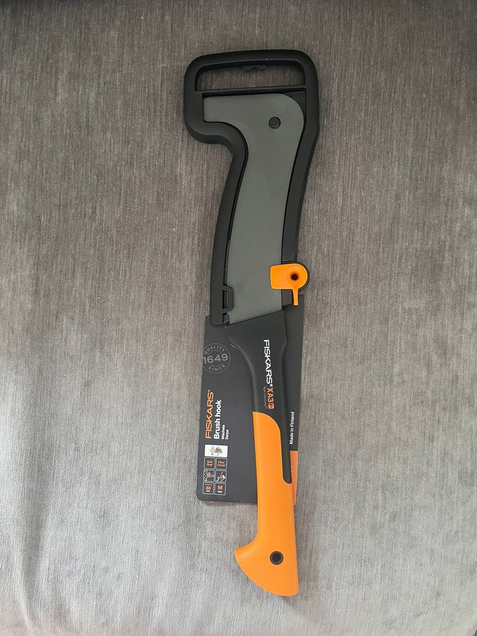 Uusi Fiskars XA3-vesuri