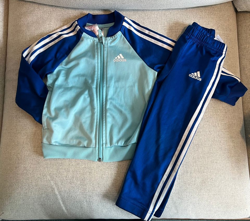 Adidas verkkarit 92