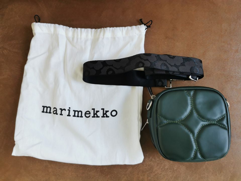 Uusi Marimekko baby gratha Kivet