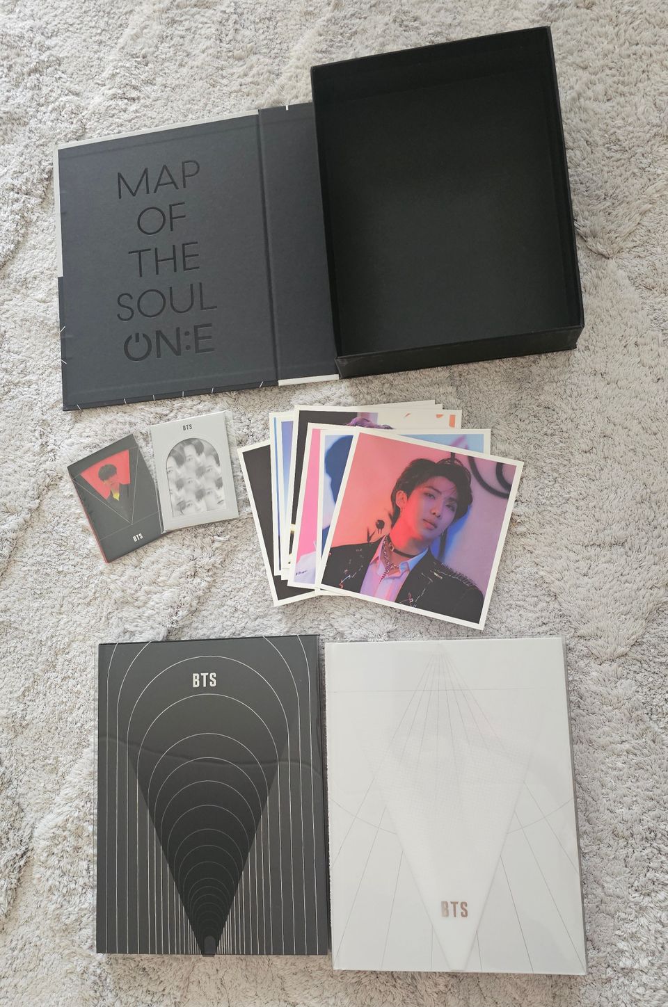 BTS MOTS ON:E concept photobook special set