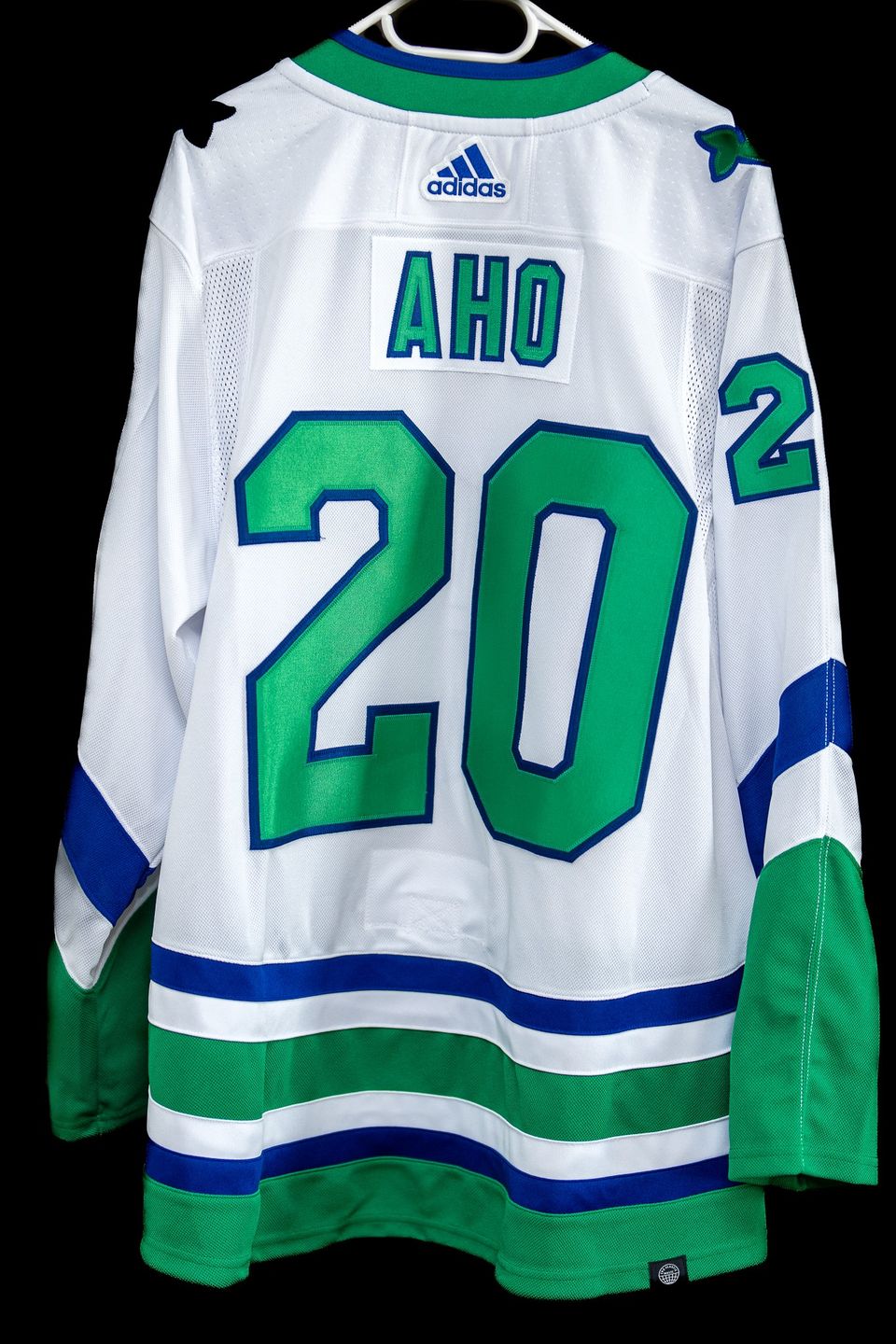 Sebastian Aho Hartford Whalers NHL -pelipaita uusi