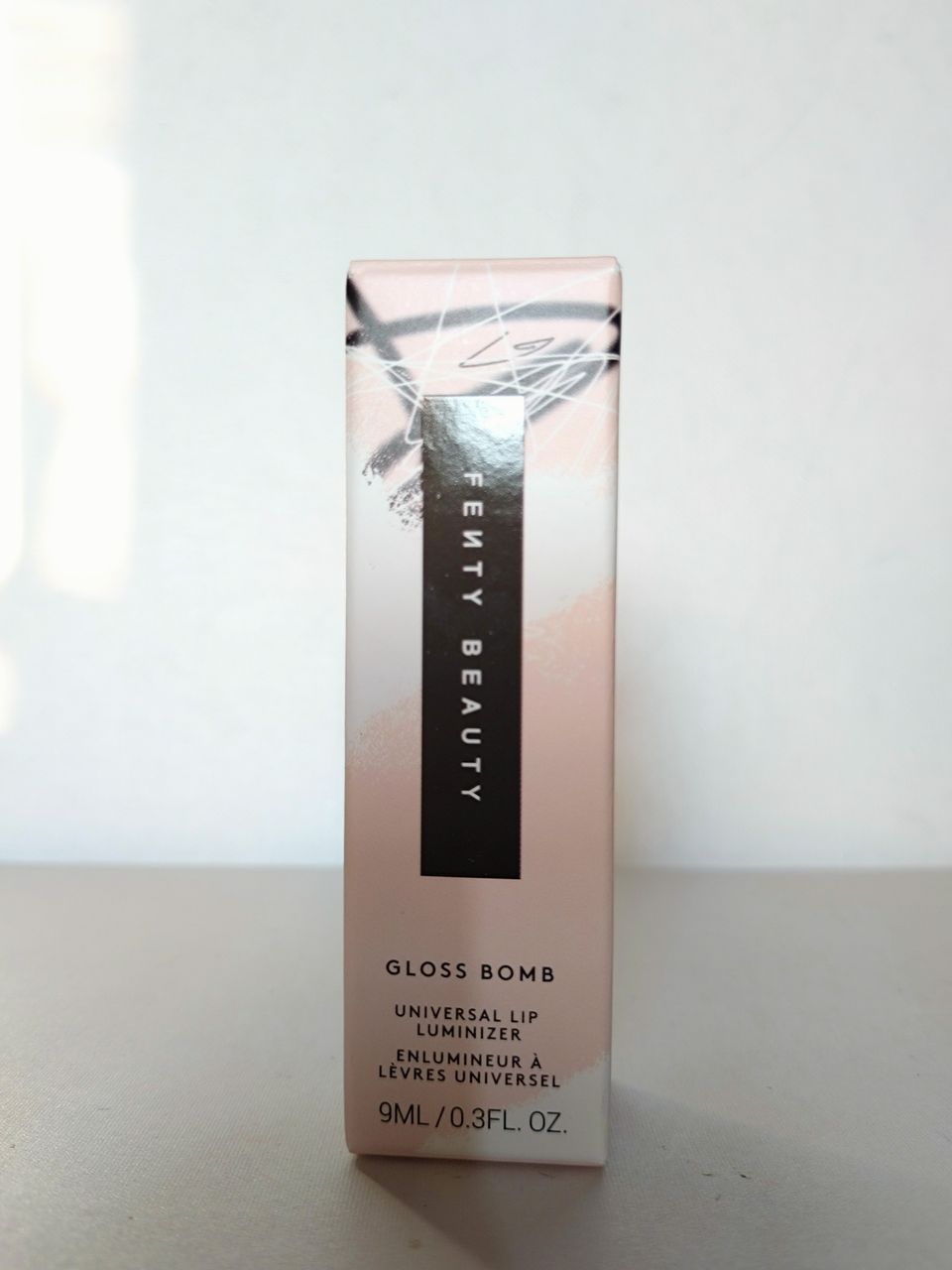 Fenty Beauty huulikiilto