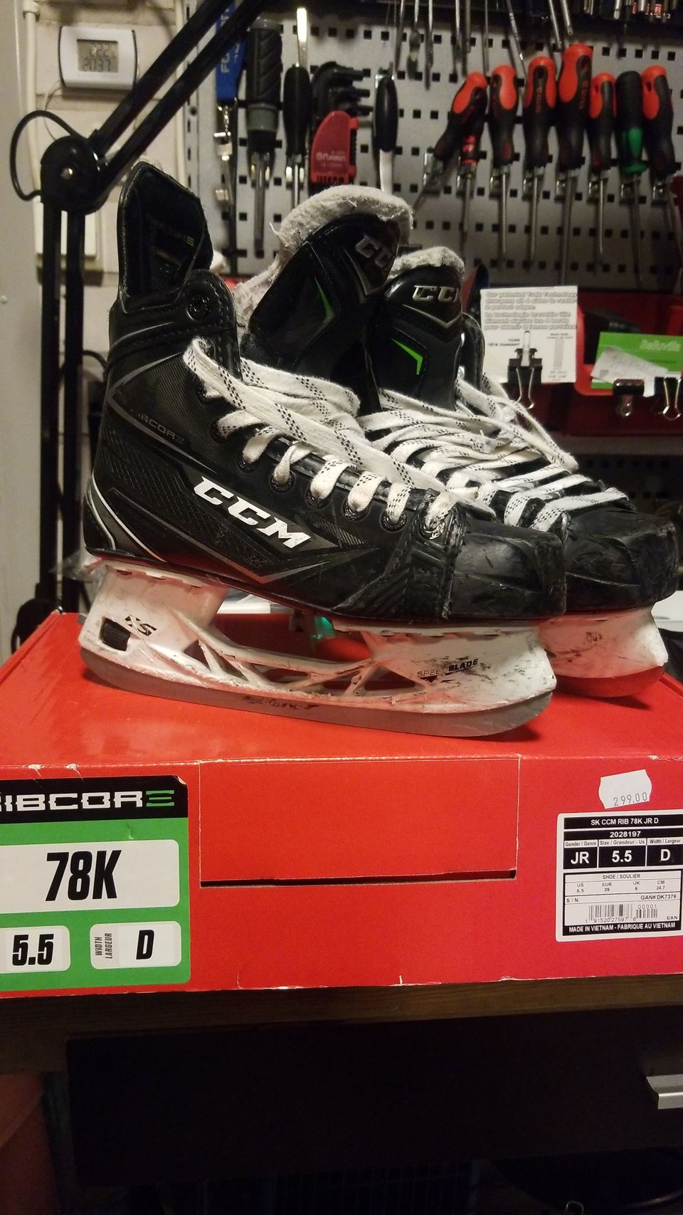 CCM Ribcor 78K, koko 5.5