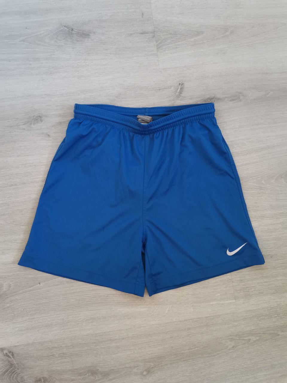 152-158 Nike shortsit