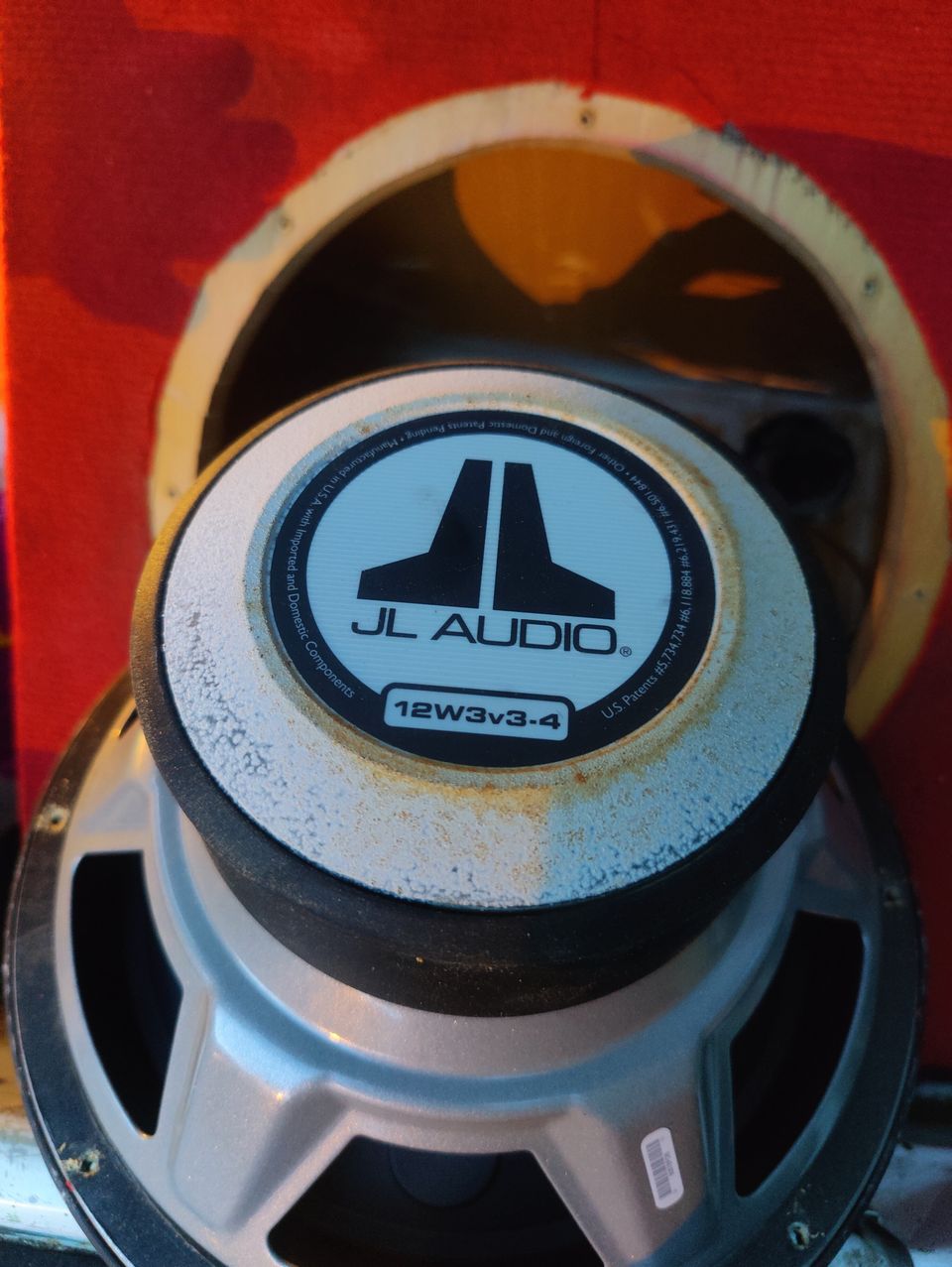 JL Audio suppari