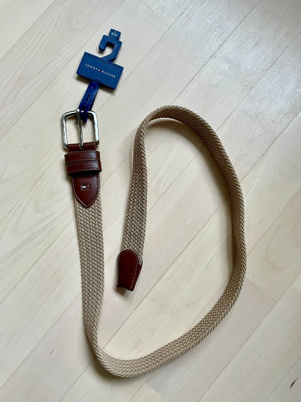 Tommy Hilfiger vyö